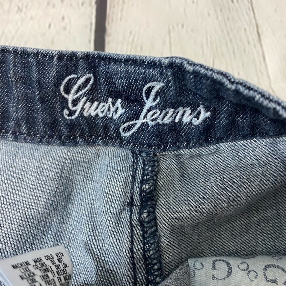Guess Jeans Modele Womens Size 30 Rolled Hem Jean Shorts - Picture 3 of 7
